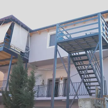 מלון Vila Memcaj 23 Velipojë